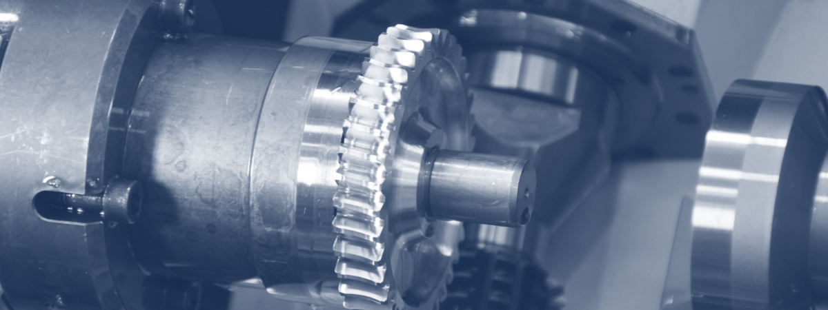 dentare-un-ingranaggio-su-un-tornio